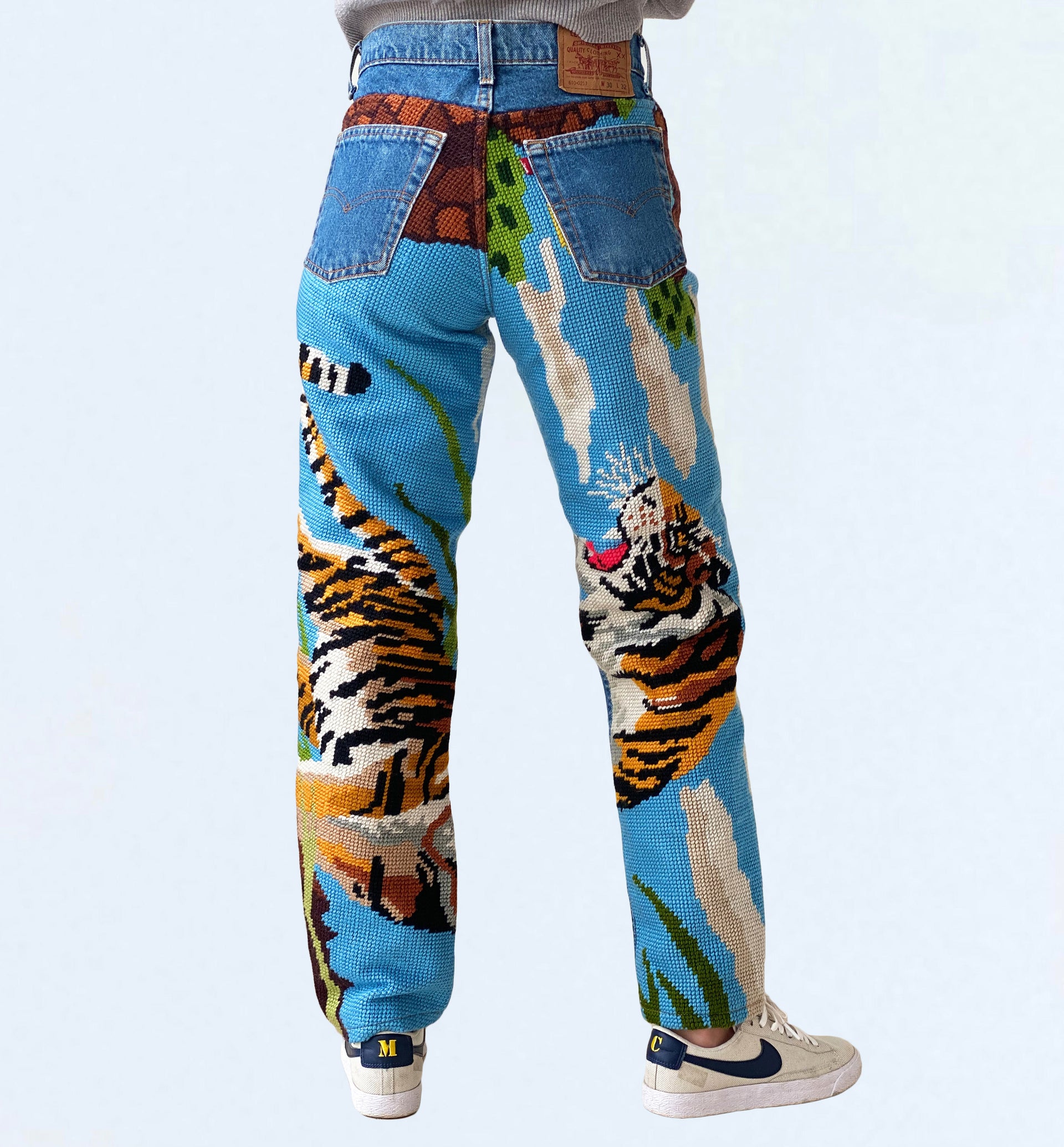 Tiger Embroidery Jeans